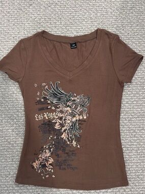 Women's Y2K style Brown V-Neck Graphic Tee with Floral Wing